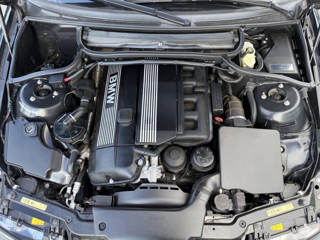 Used 2005 BMW 325Ci Convertible image 25