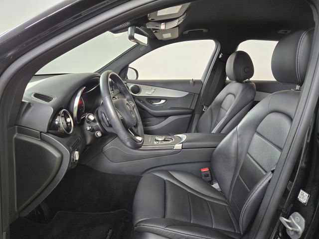 Used 2019 Mercedes-Benz GLC 300 4MATIC image 15