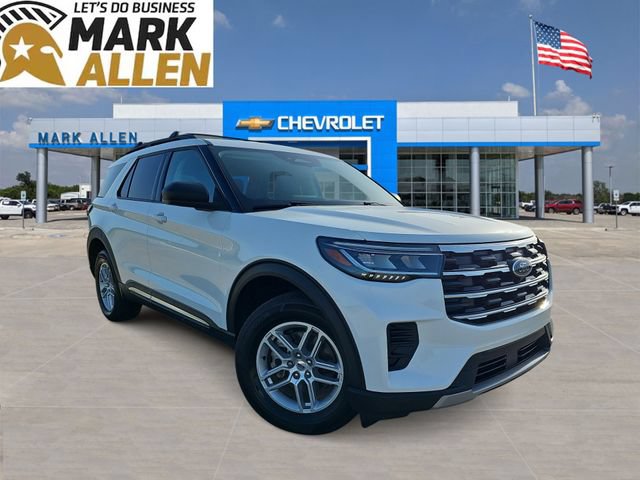Used 2025 Ford Explorer Active