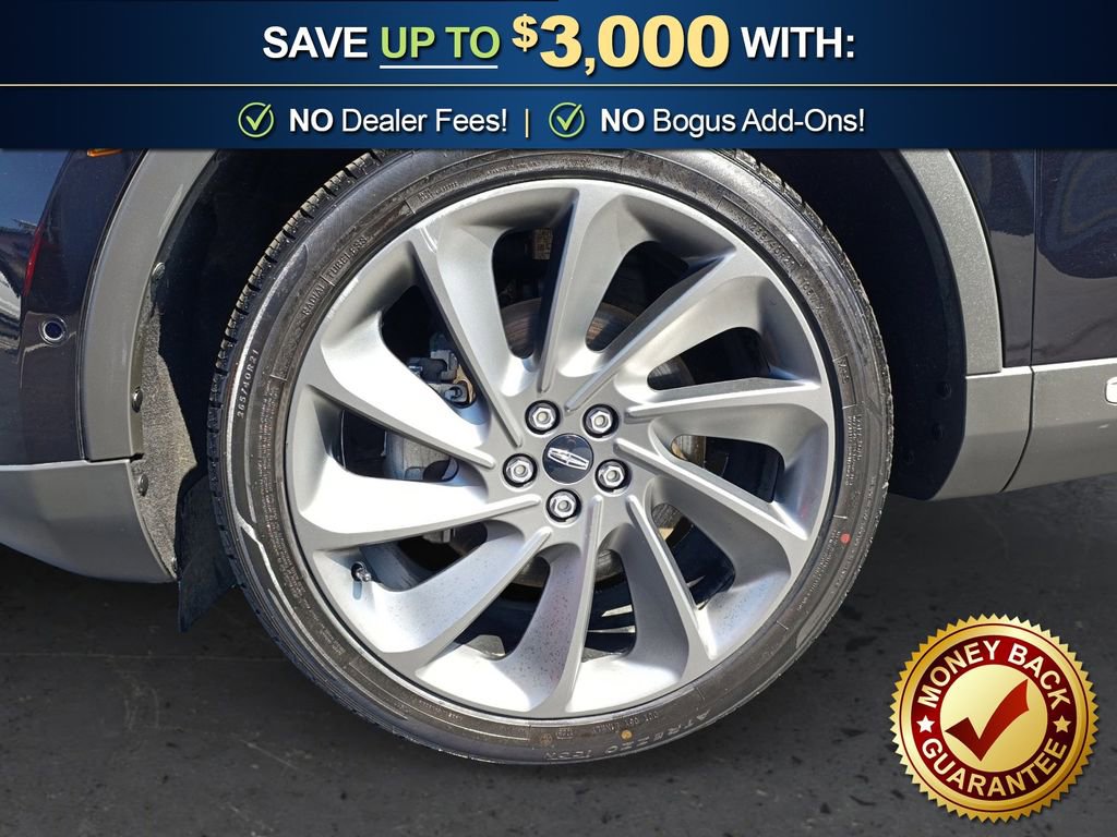 Used 2019 Lincoln Nautilus Reserve image 13