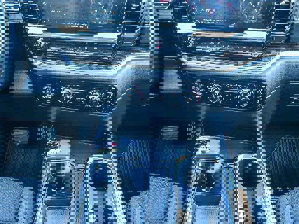 Used 2022 GMC Sierra 1500 Elevation image 21