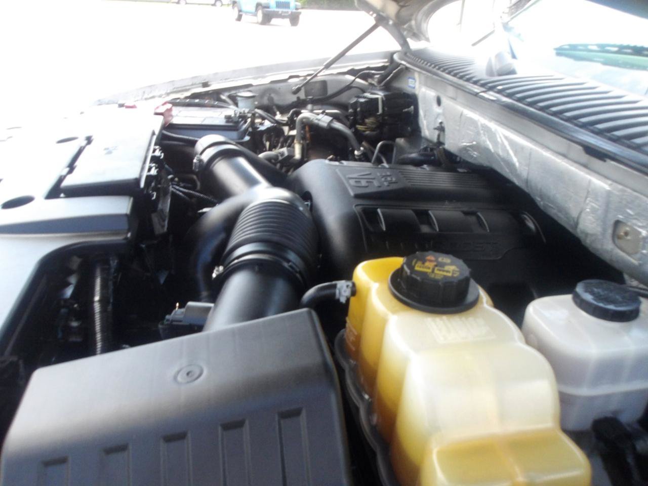 Used 2015 Ford Expedition XLT w/ Equipment Group 201A RWD image 28