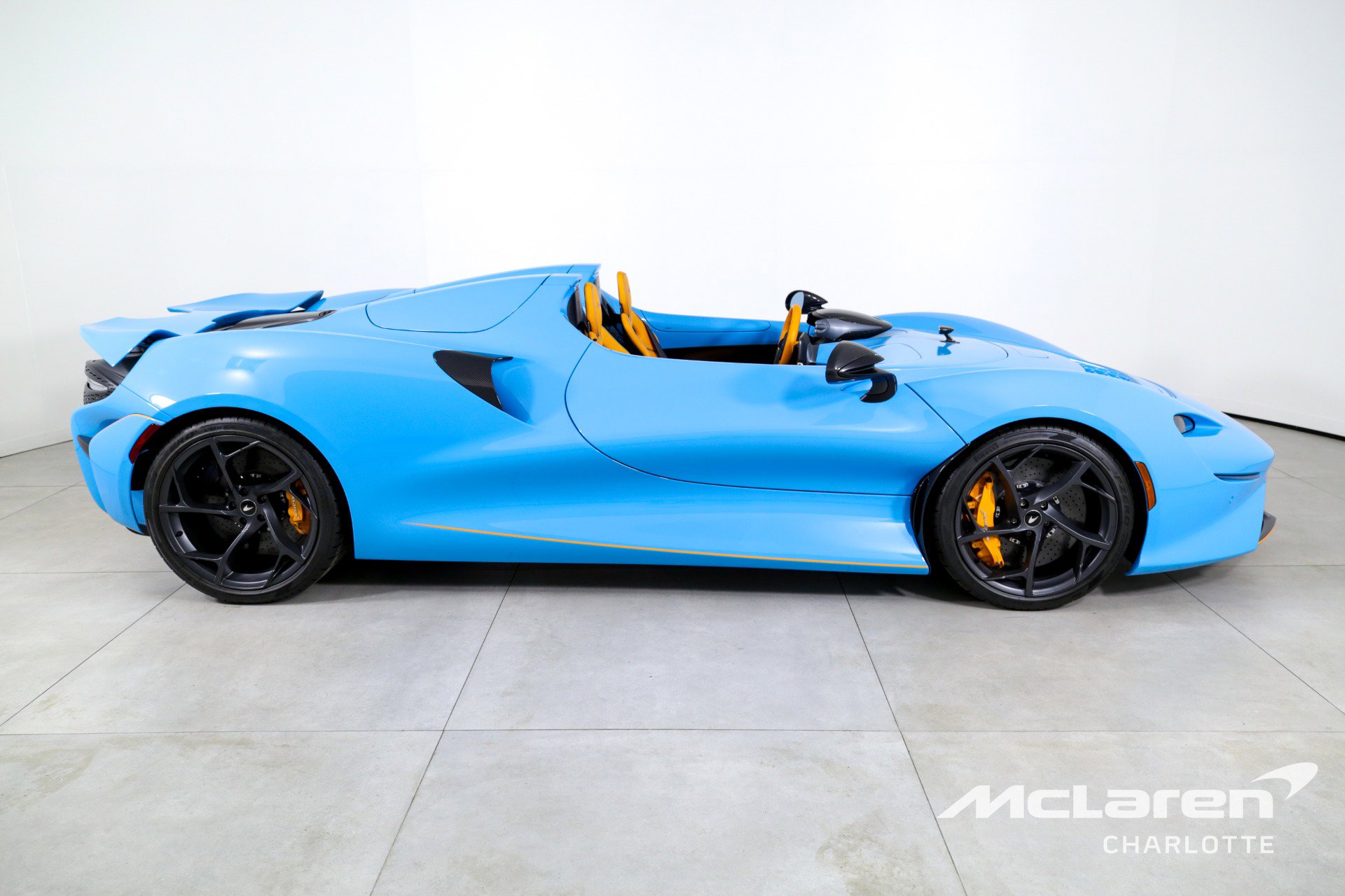 Used 2021 McLaren Elva image 10