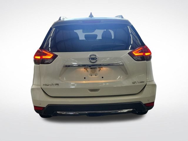 Used 2019 Nissan Rogue SV AWD/4WD image 10