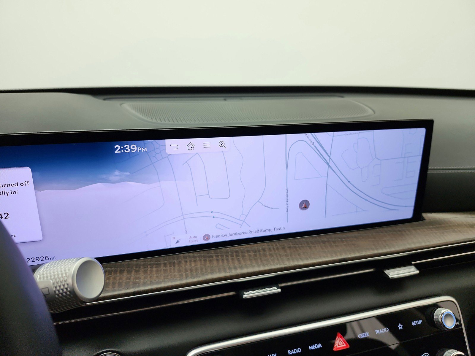 Used 2025 Genesis GV80 2.5T Select image 13