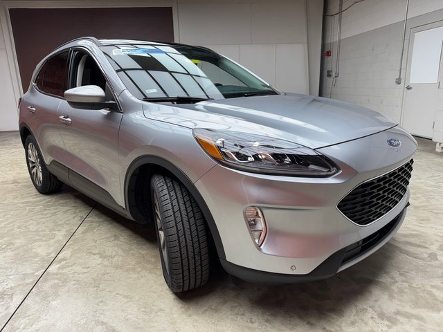 Certified 2022 Ford Escape Titanium w/ Class II Trailer Tow Package image 7