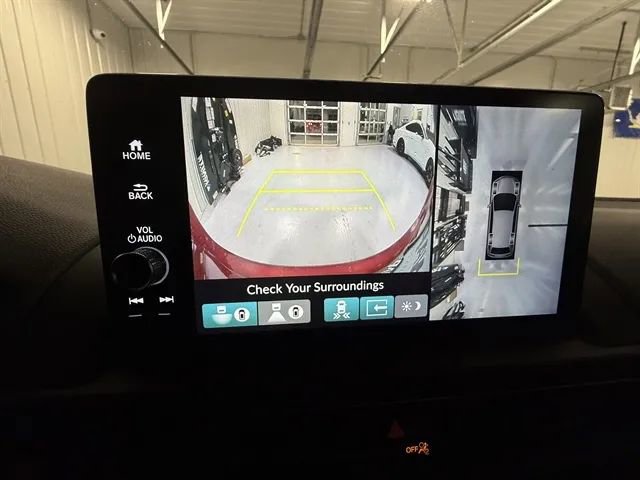 Used 2025 Honda Pilot TrailSport image 38