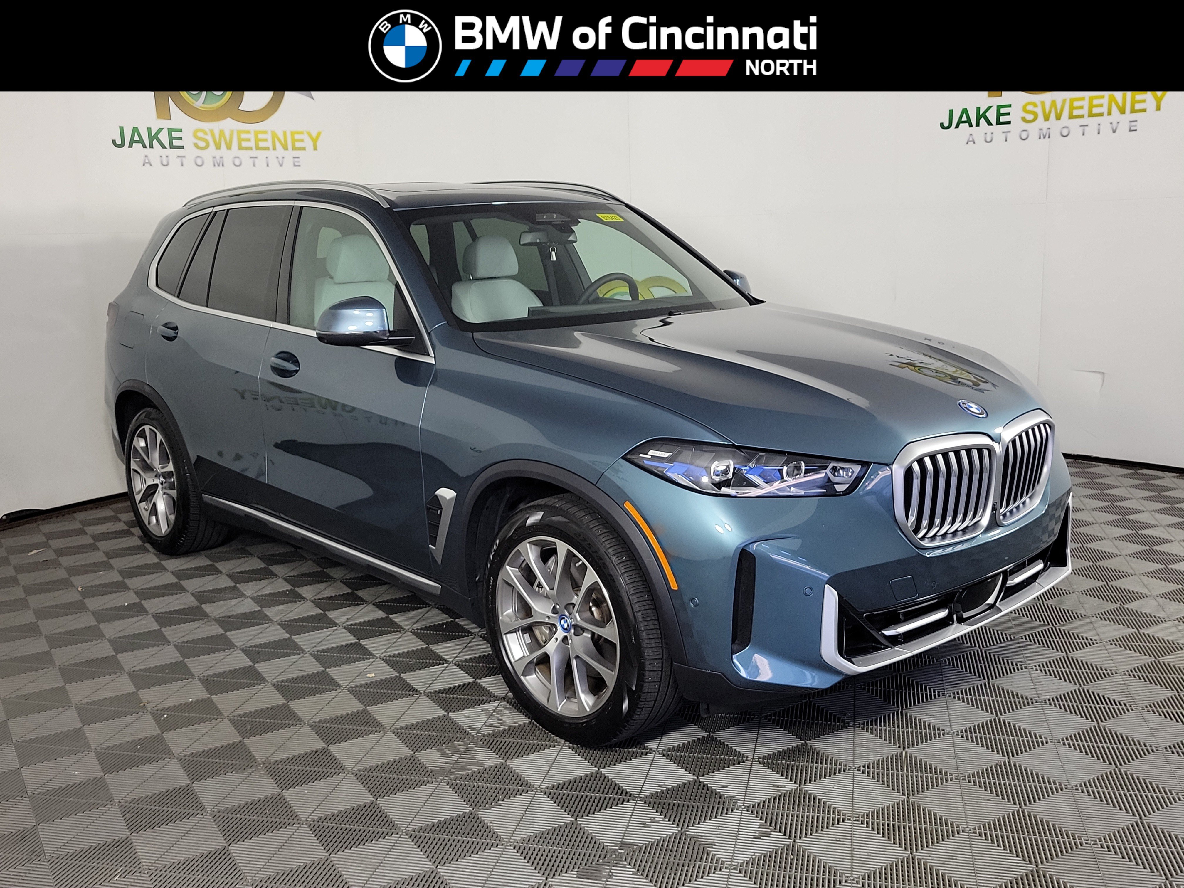 Certified 2024 BMW X5 xDrive50e w/ Executive Package AWD/4WD video 1