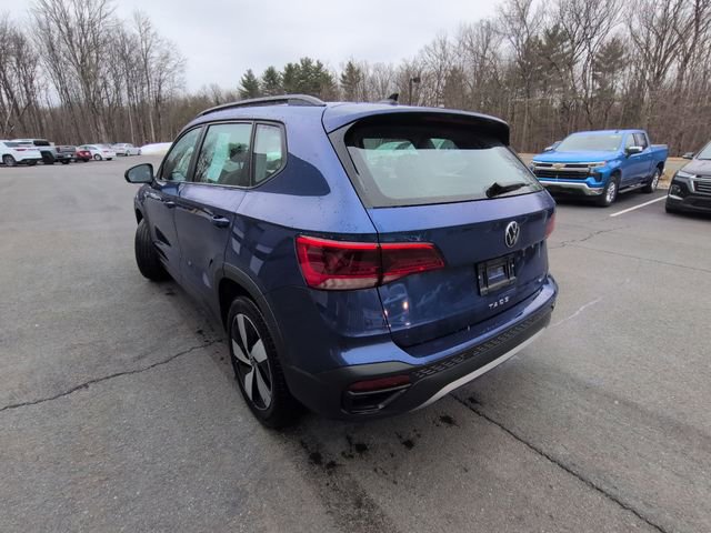 Used 2024 Volkswagen Taos S image 3