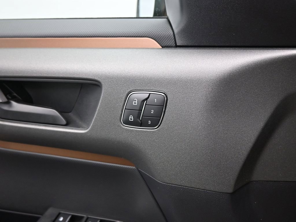 Used 2025 Ford Bronco Sport Outer Banks w/ Outer Banks Tech Package+ image 12