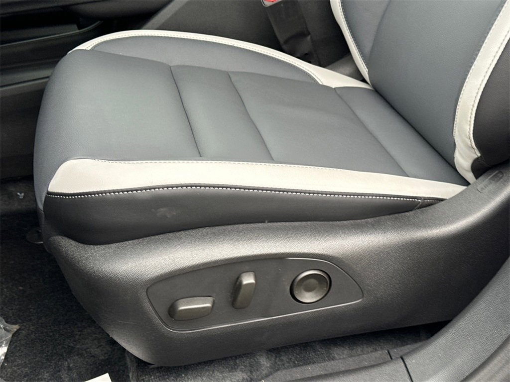 New 2026 Honda Prologue Touring image 15