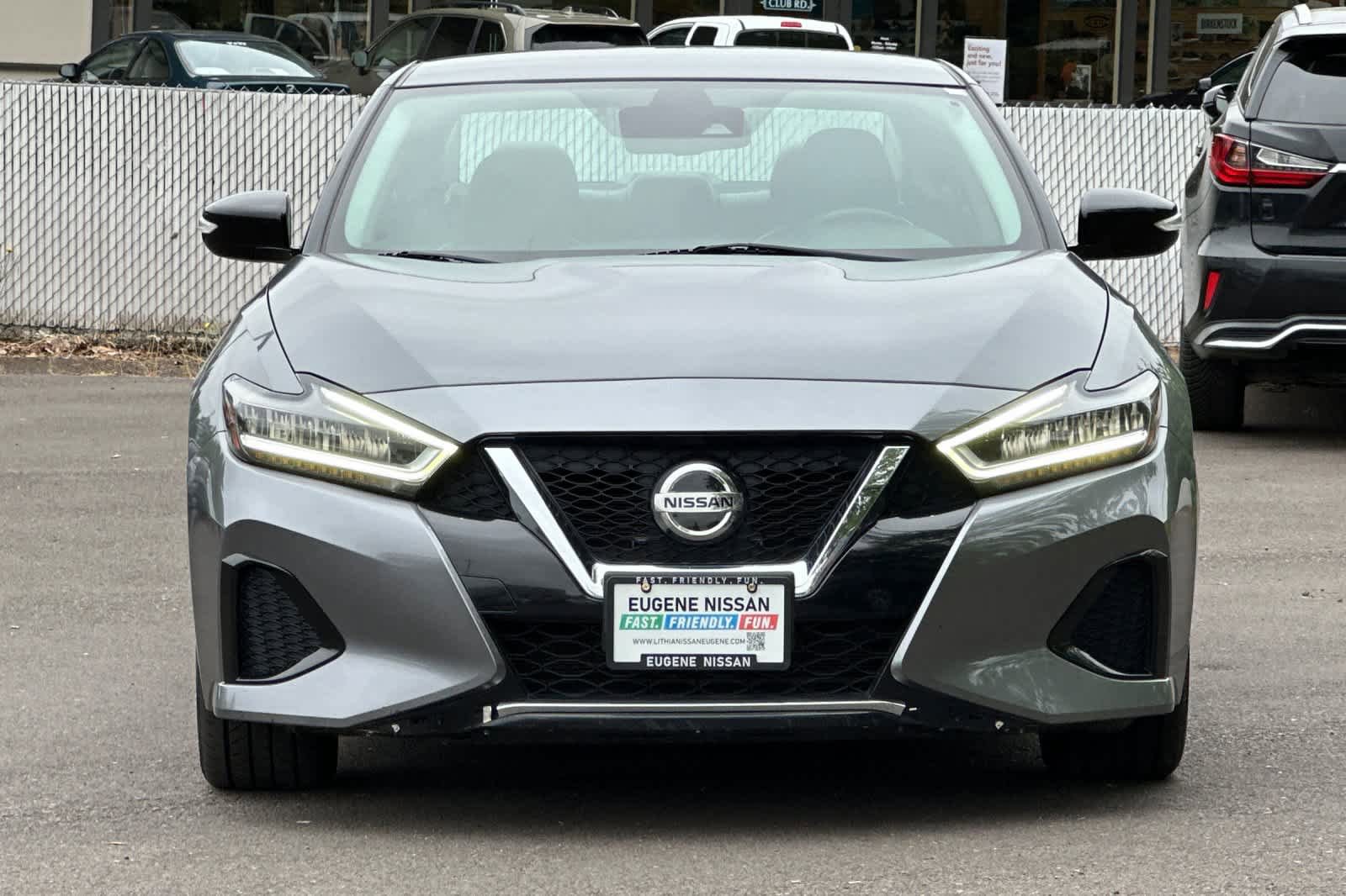 Used 2020 Nissan Maxima 3.5 SV w/ Floor Mat Group FWD image 10