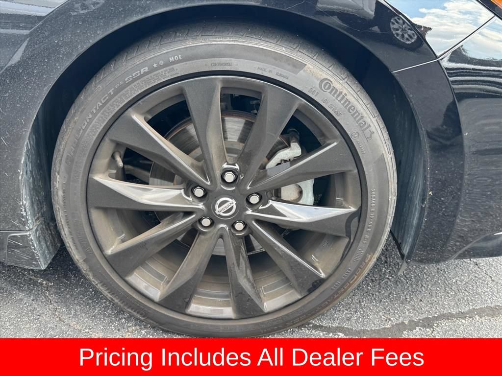 Used 2019 Nissan Maxima SR w/ Premium Package FWD image 2