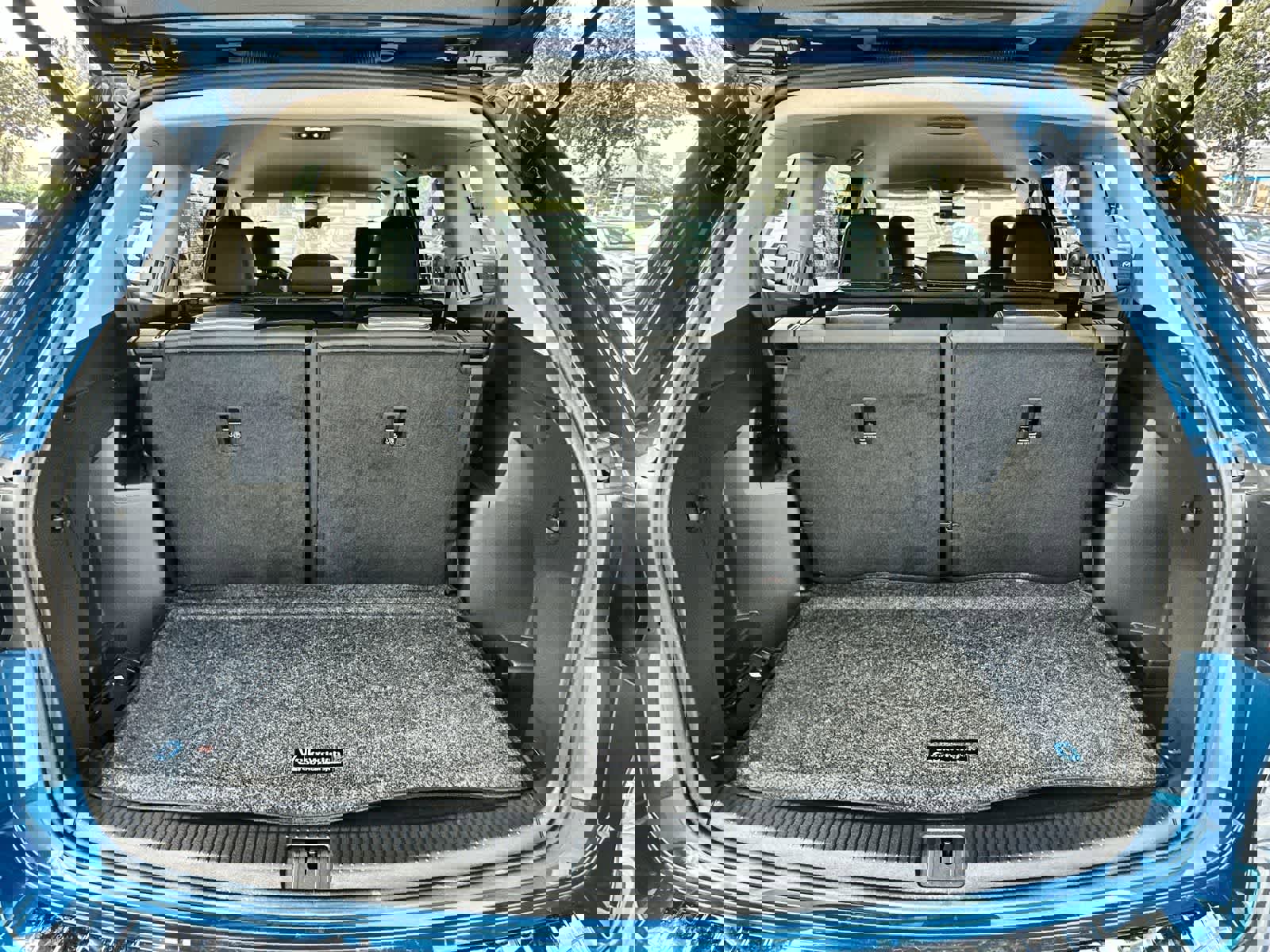 Used 2025 Volkswagen Atlas SE image 19