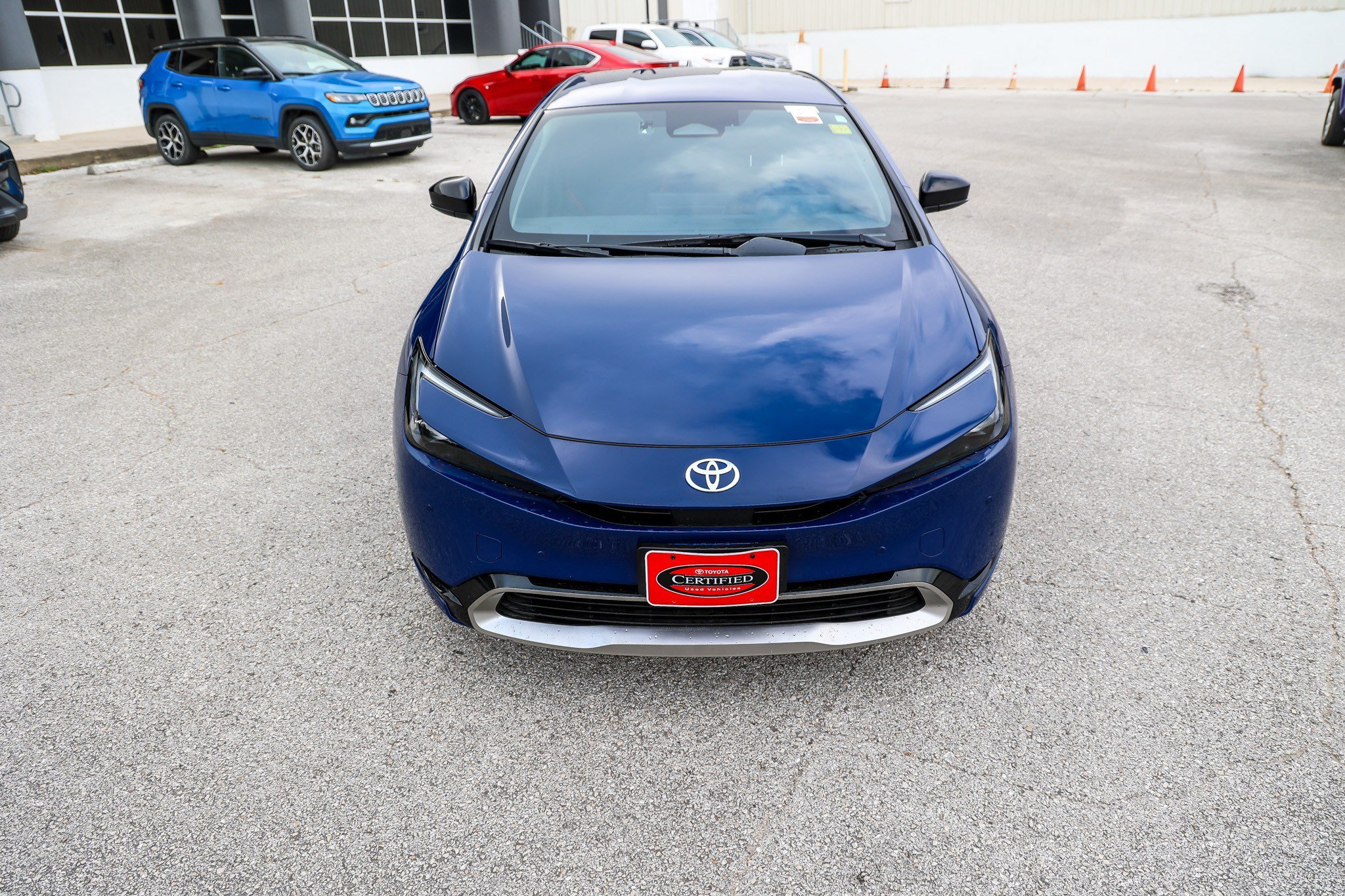 Certified 2026 Toyota Prius Plug-In Hybrid FWD image 4