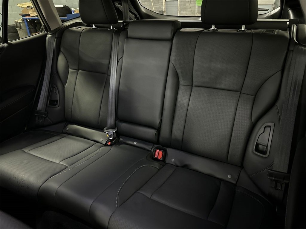 Certified 2025 Subaru Outback Limited image 23