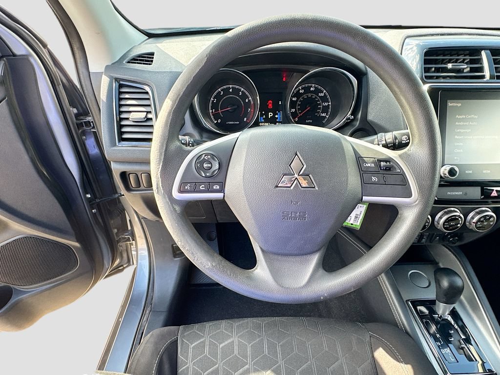 Used 2020 Mitsubishi Outlander Sport ES FWD image 11