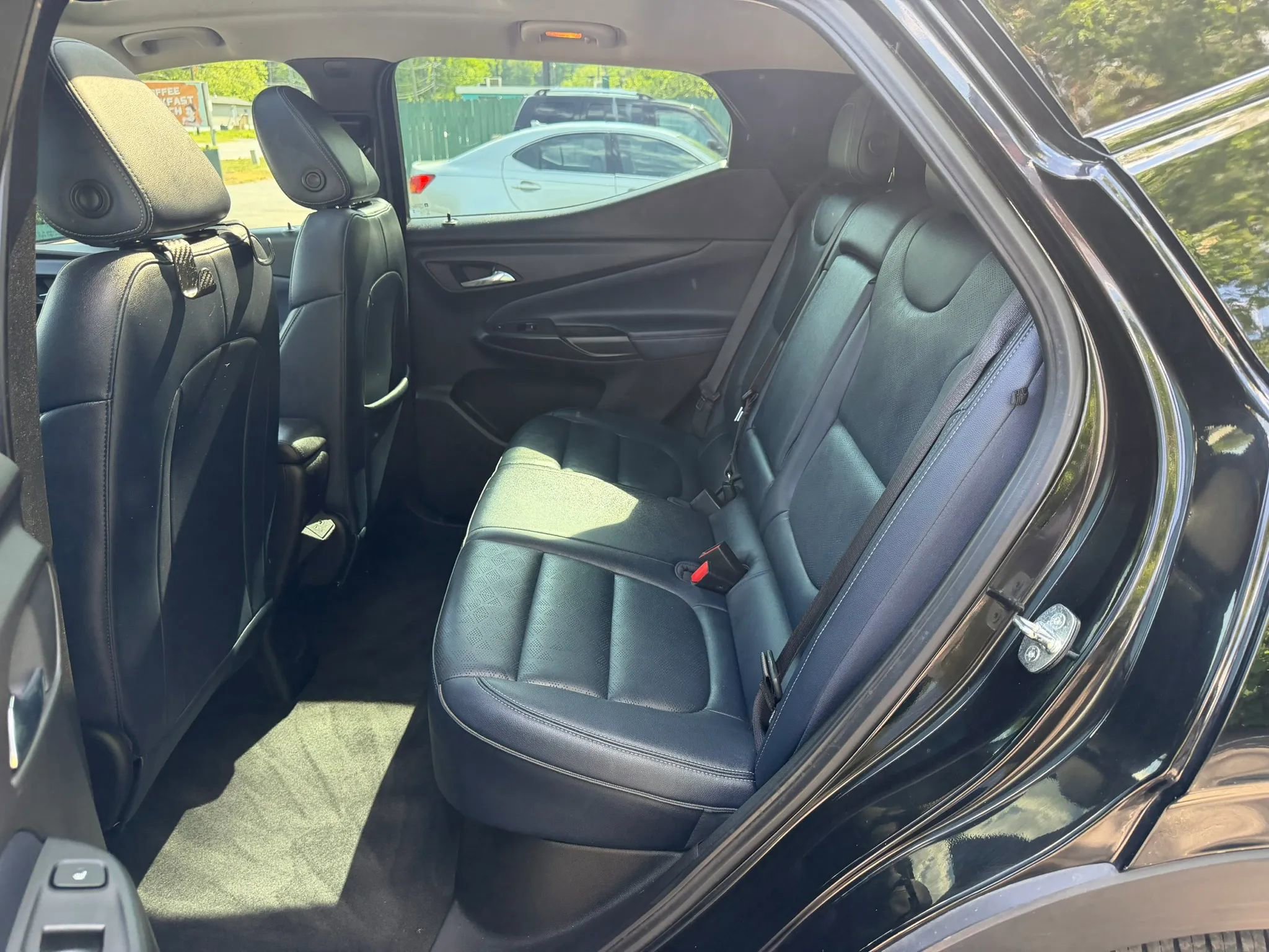 Used 2022 Chevrolet Bolt EUV Premier w/ Launch Edition FWD image 20