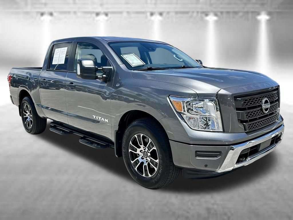 Certified 2024 Nissan Titan SV w/ SV Convenience Package RWD image 3