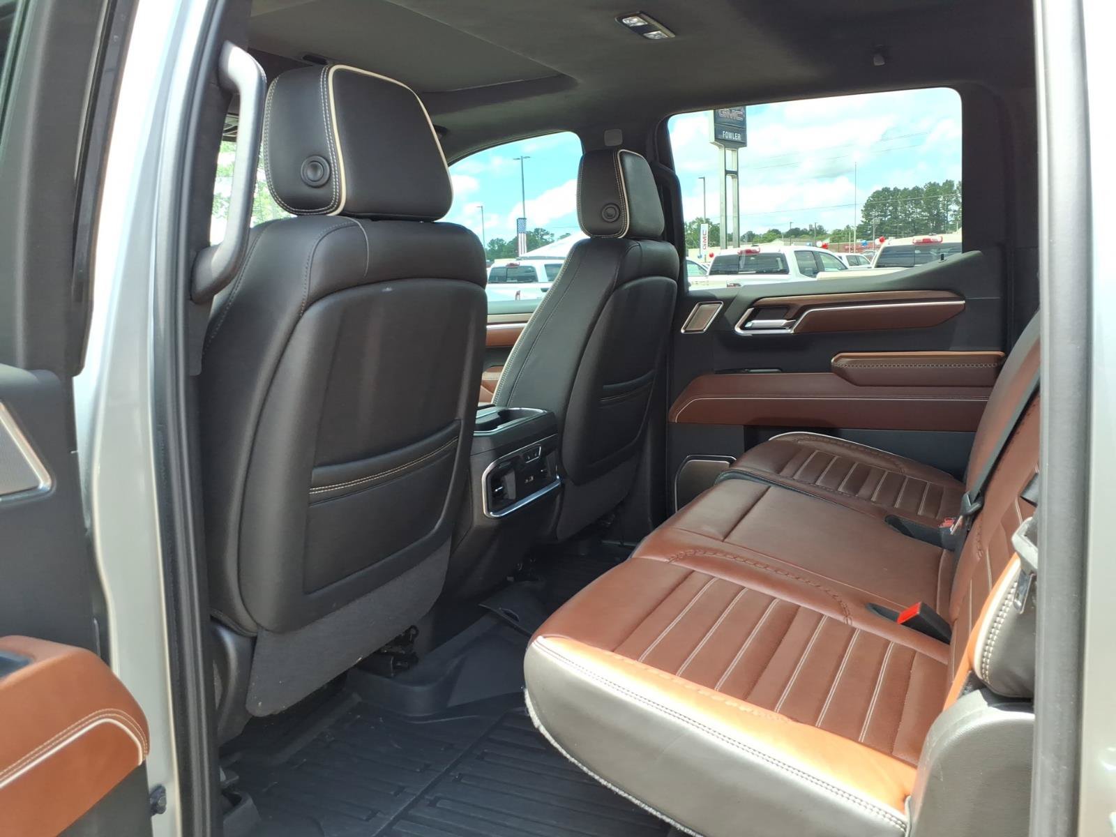 Used 2024 GMC Sierra 1500 Denali Ultimate AWD/4WD image 24