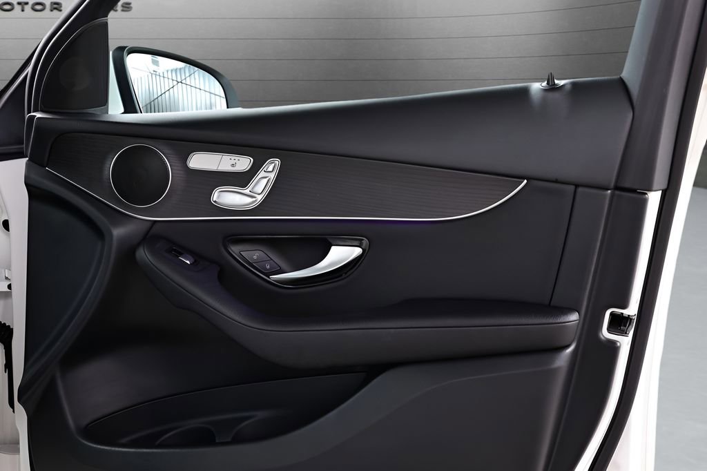 Used 2022 Mercedes-Benz GLC 300 4MATIC image 67