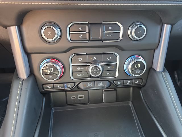 Used 2024 GMC Yukon SLT w/ SLT Premium Package AWD/4WD image 26