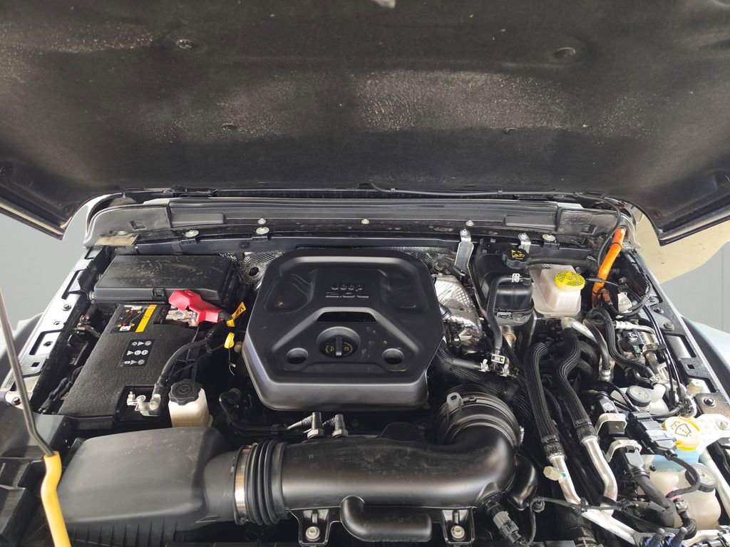 Used 2025 Jeep Wrangler Unlimited Sport S 4xe AWD/4WD image 9