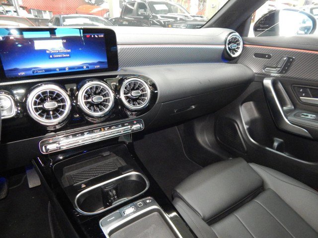 Used 2025 Mercedes-Benz CLA 250 4MATIC image 20