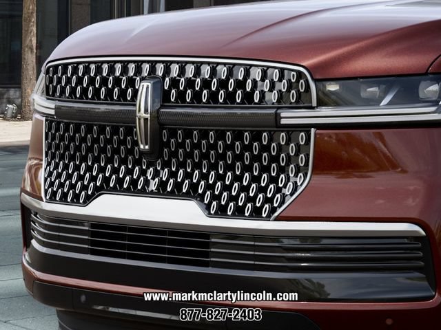 New 2027 Lincoln Navigator Premiere AWD/4WD image 17