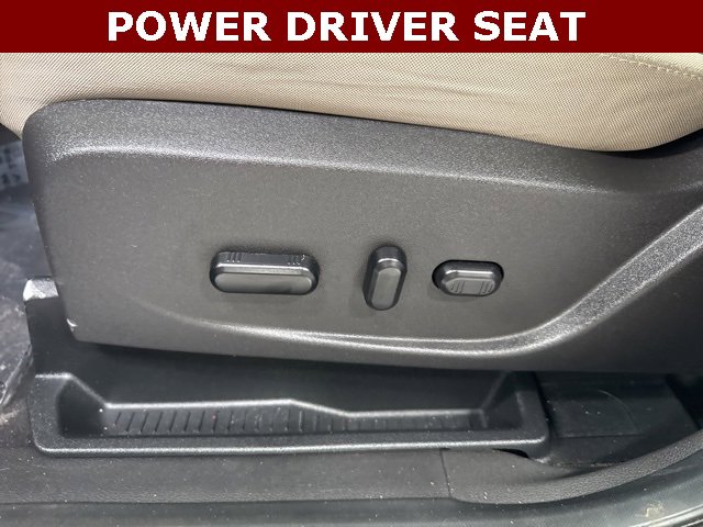 Used 2019 Ford Escape SE image 4