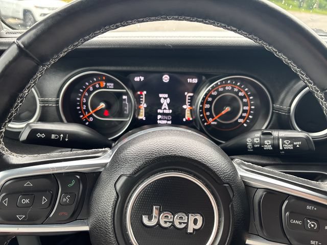 Used 2022 Jeep Wrangler Unlimited Sahara w/ LED Lighting Group AWD/4WD image 11