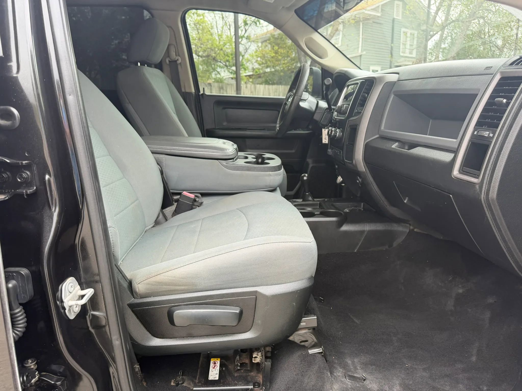 Used 2018 RAM 2500 Tradesman w/ Chrome Appearance Group AWD/4WD image 14