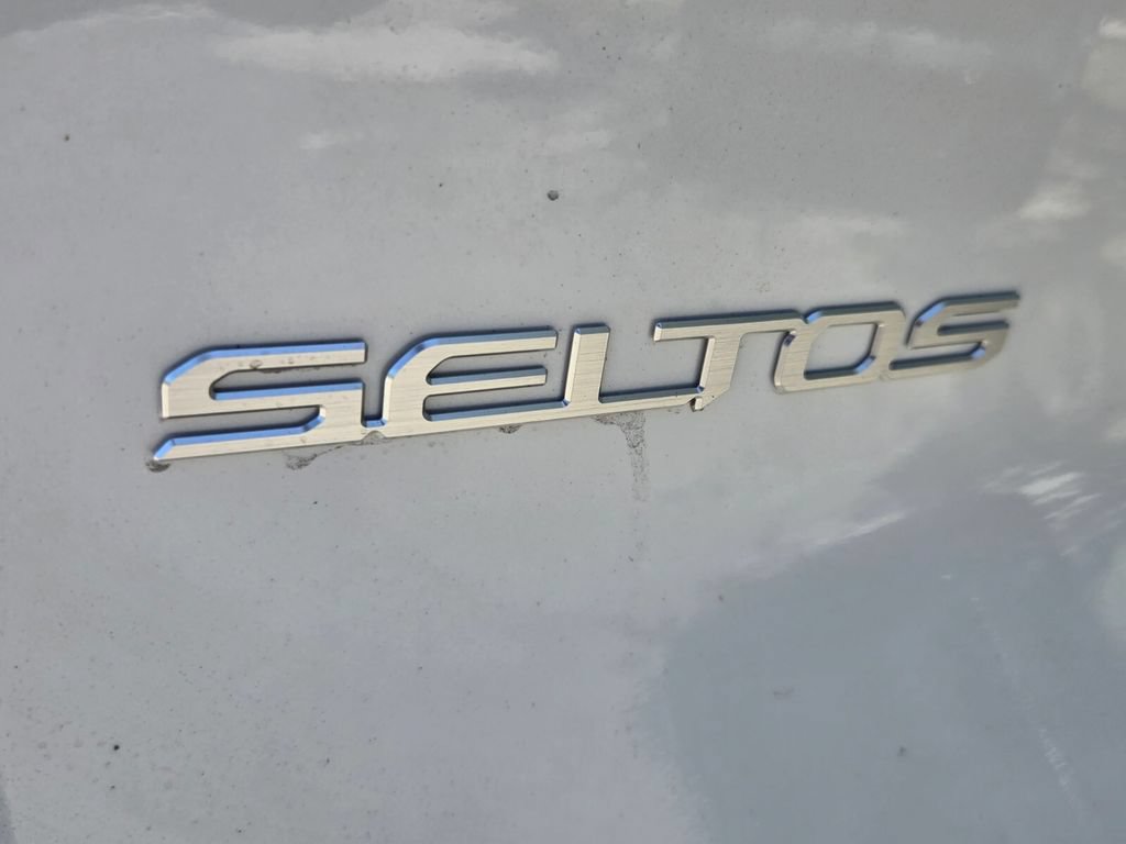 New 2027 Kia Seltos S FWD image 5