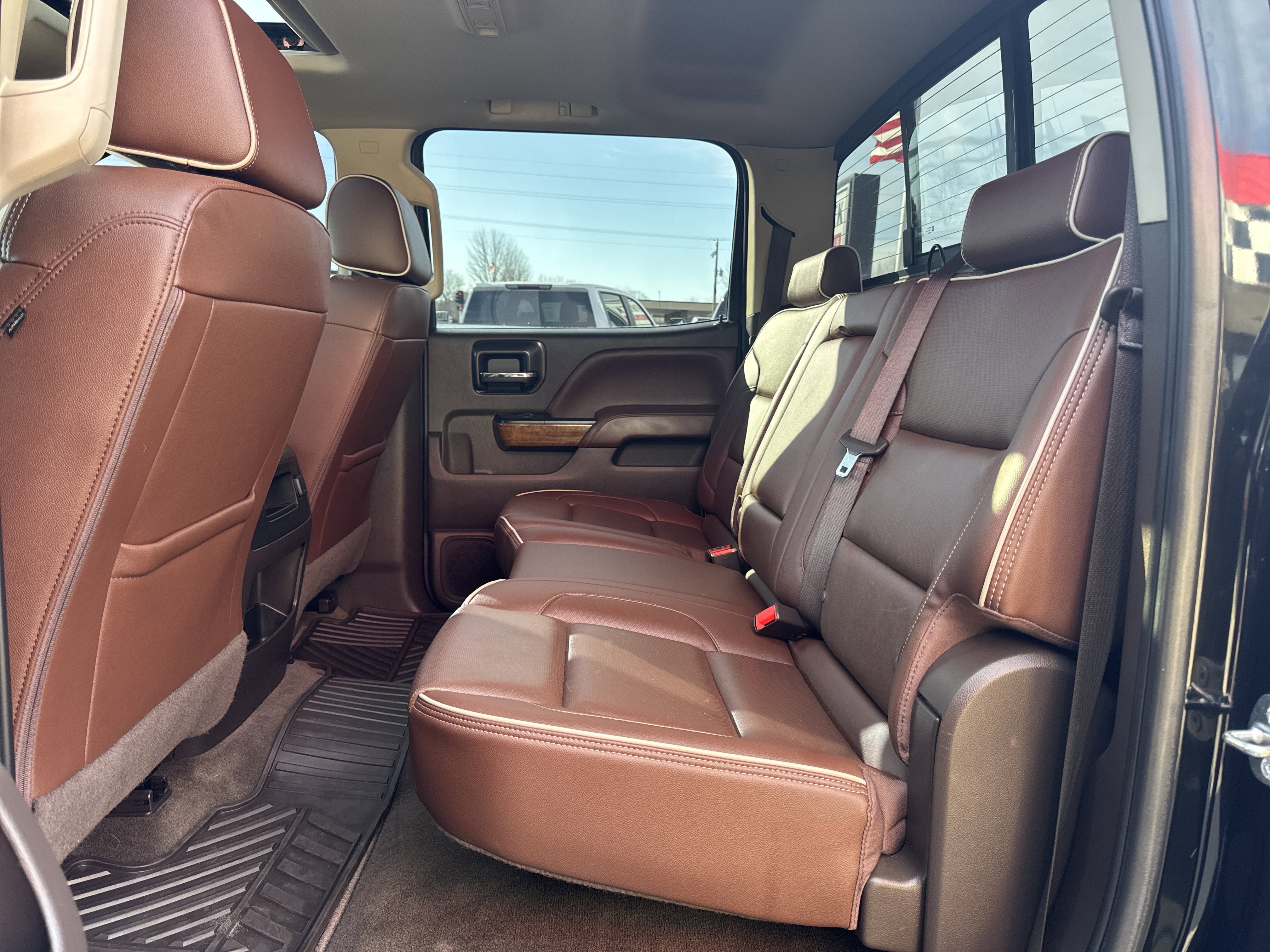 Used 2018 Chevrolet Silverado 2500 High Country w/ Duramax Plus Package image 31