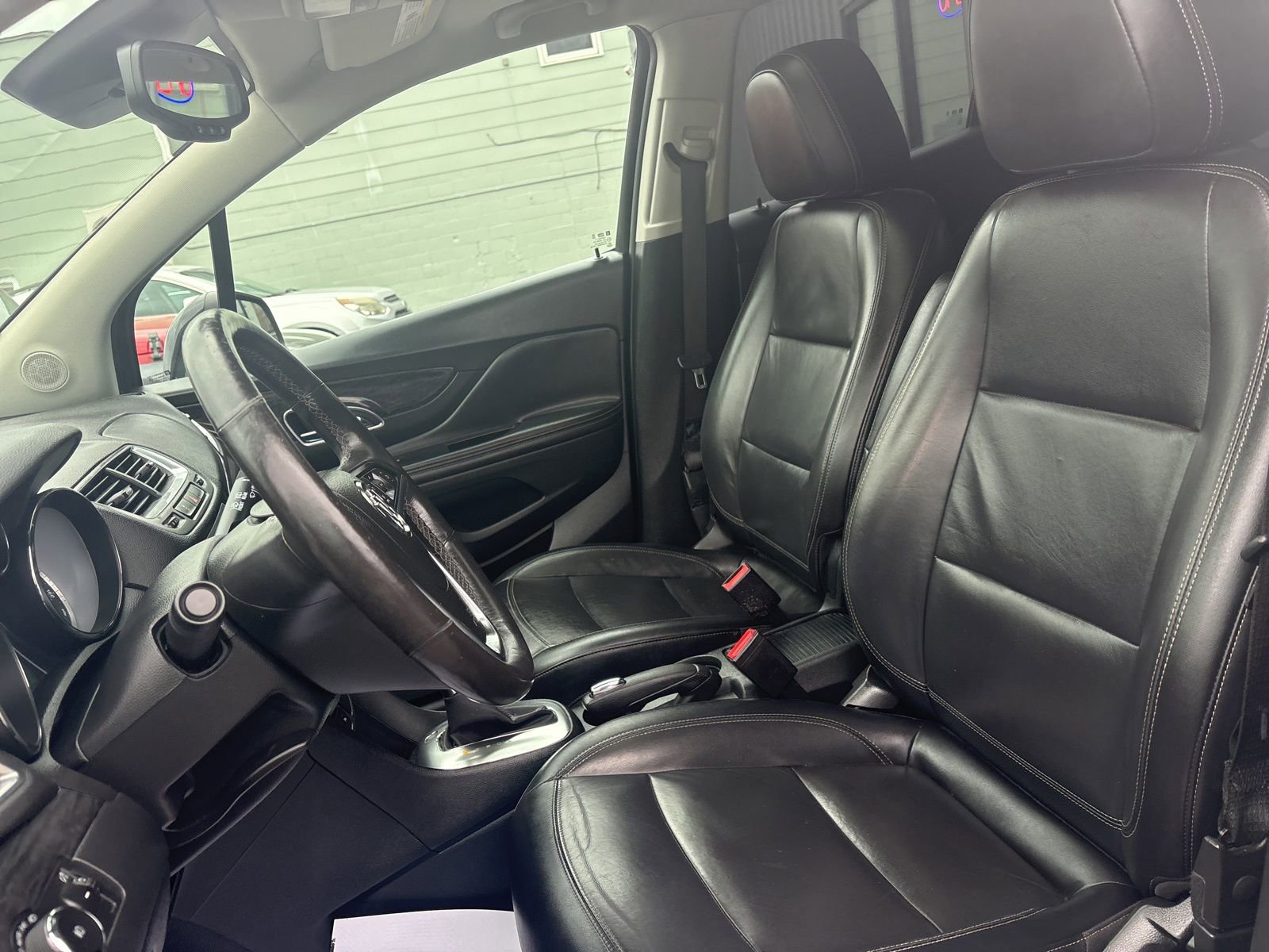 Used 2015 Buick Encore Premium image 12