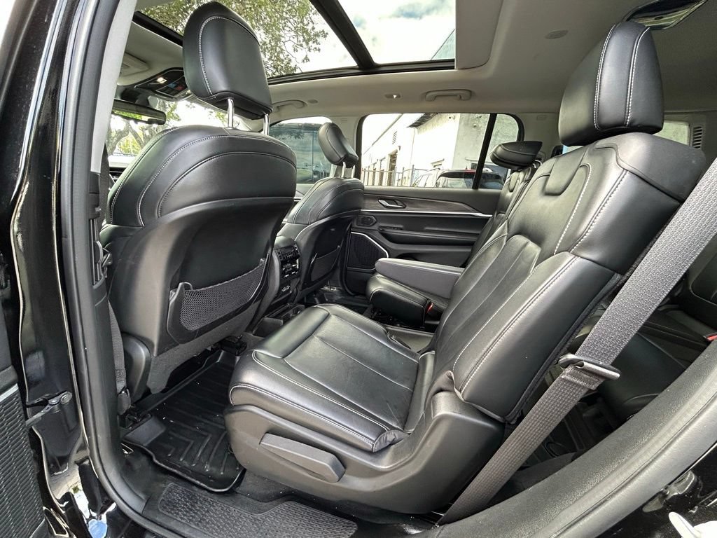 Certified 2021 Jeep Grand Cherokee L Limited AWD/4WD image 50