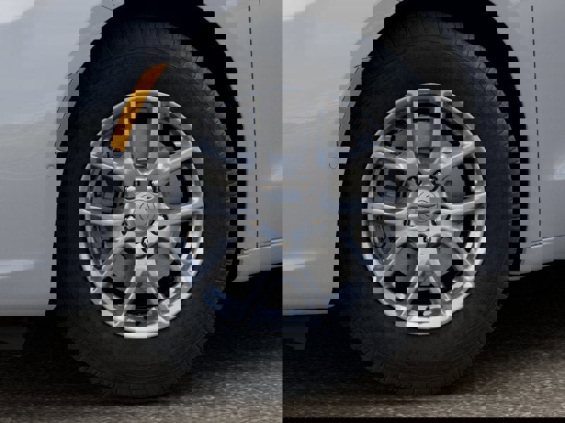 Used 2025 Chrysler Pacifica Select image 34