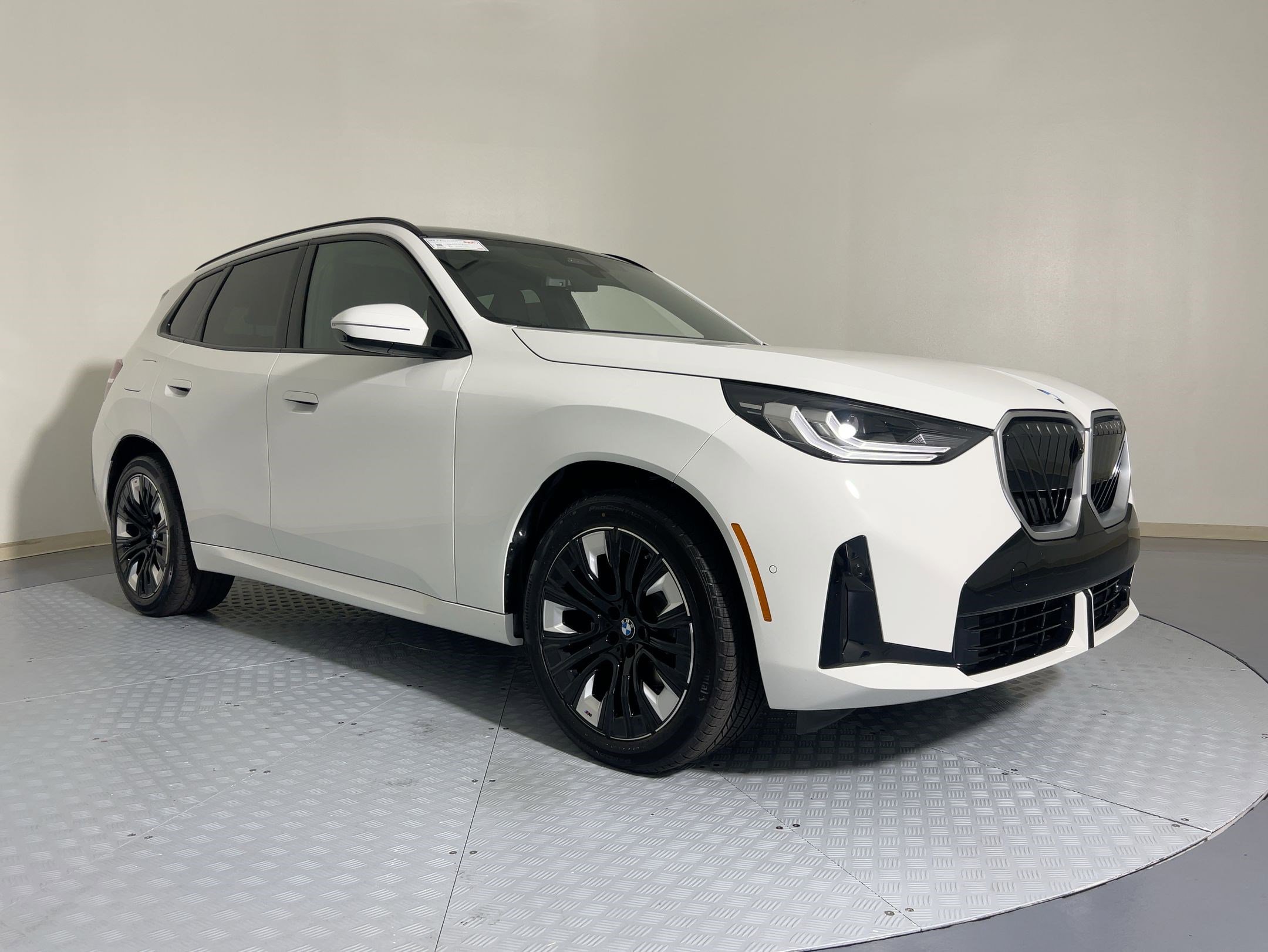 Used 2026 BMW X3 xDrive30 w/ Premium Package image 6