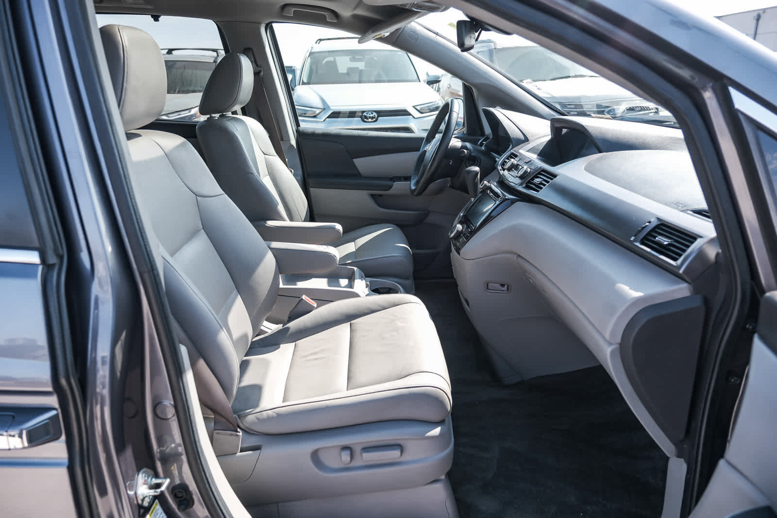 Used 2016 Honda Odyssey EX-L image 18