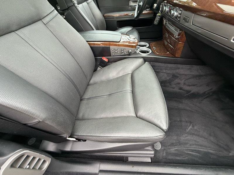 Used 2006 BMW 750i RWD image 58