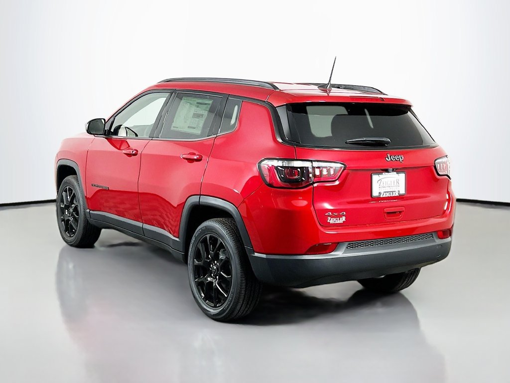 New 2026 Jeep Compass Latitude AWD/4WD image 5
