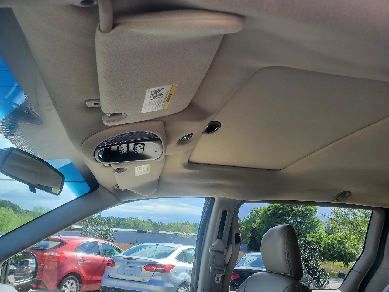 Used 2006 Chrysler Town & Country Limited w/ Popular Equipment Group I FWD image 18