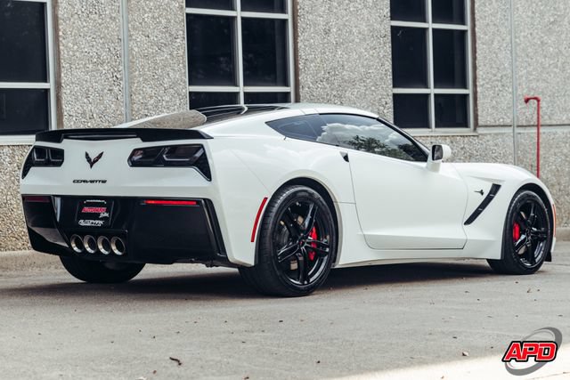 Used 2017 Chevrolet Corvette Stingray Coupe w/ Carbon Flash Badge Package RWD image 7