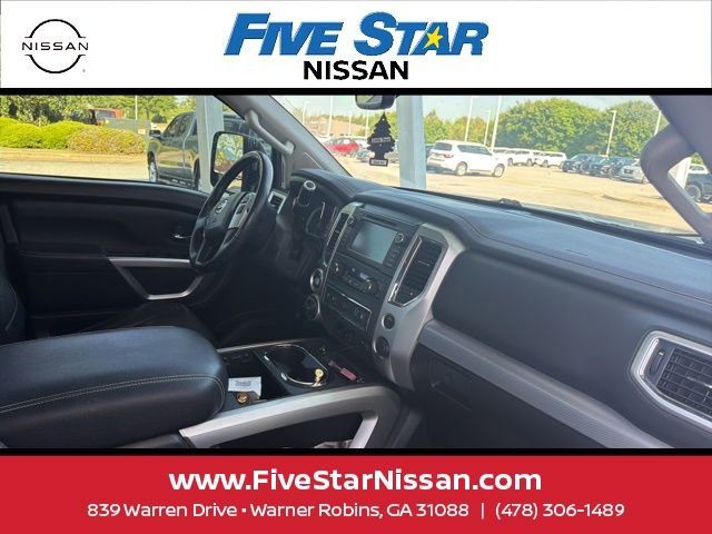 Used 2019 Nissan Titan PRO-4X w/ Pro-4x Convenience Package AWD/4WD image 23