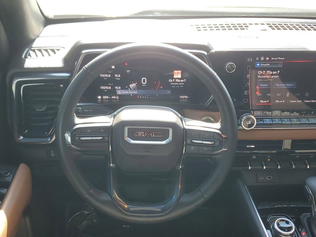 Certified 2025 GMC Canyon AT4 w/ Nightfall Edition AWD/4WD image 17