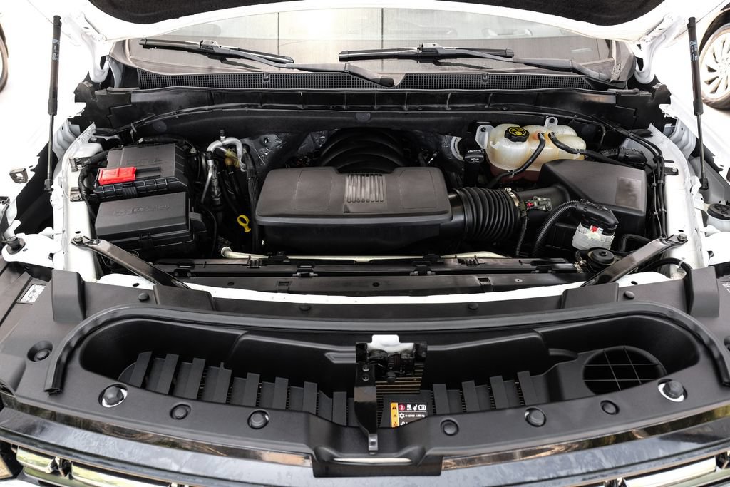 Used 2022 Chevrolet Suburban RST w/ Luxury Package RWD image 56