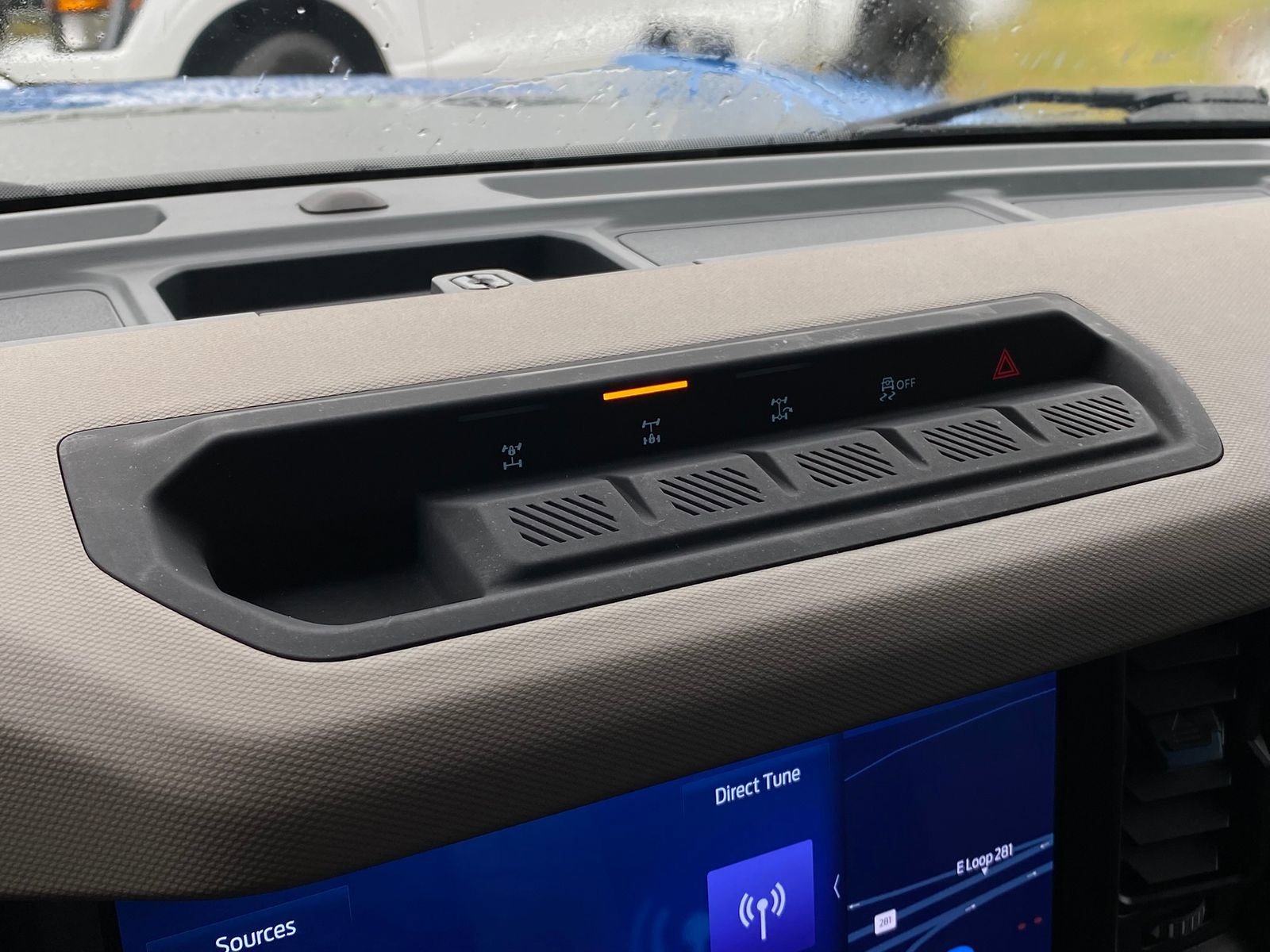 Used 2023 Nissan Frontier PRO-4X w/ Pro-4X Premium Package image 29