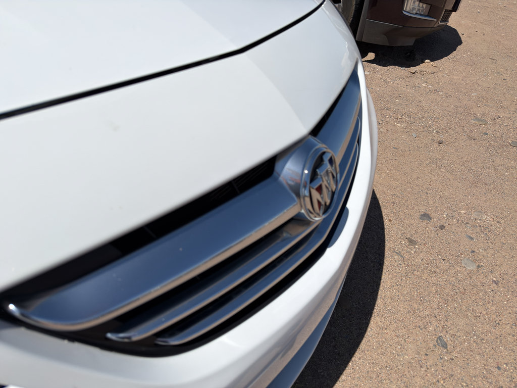 Used 2018 Buick Cascada Premium FWD image 2