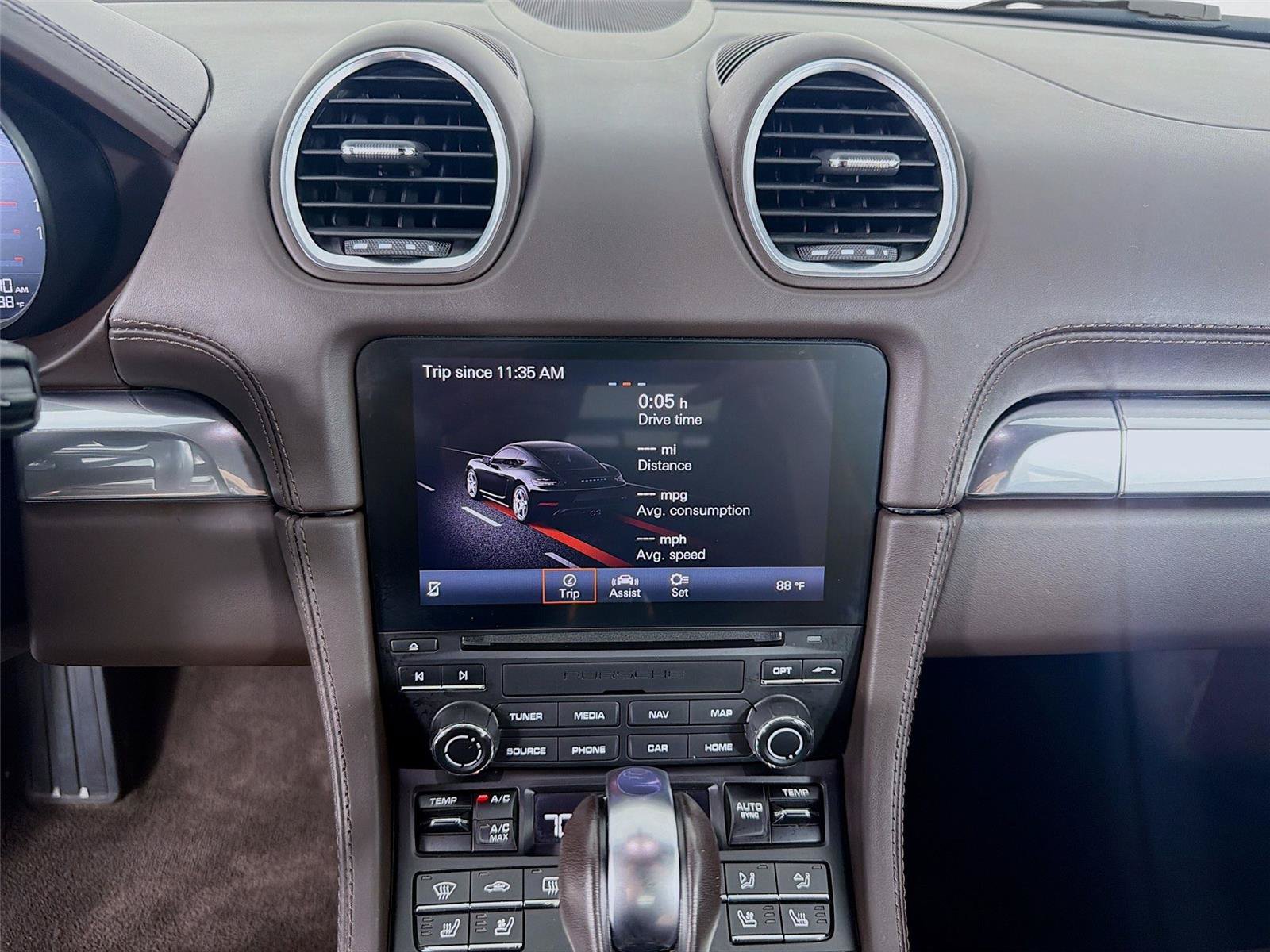 Certified 2022 Porsche 718 Cayman RWD image 17