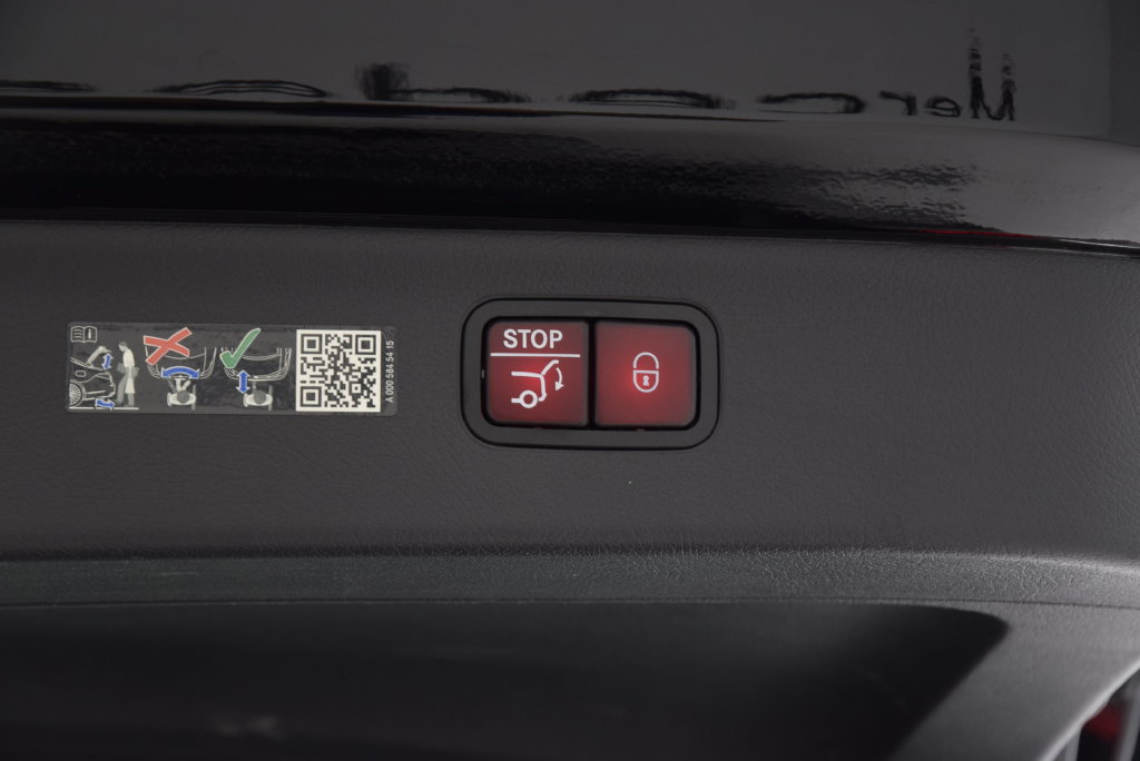 Used 2024 Mercedes-Benz EQS 450+ SUV image 31